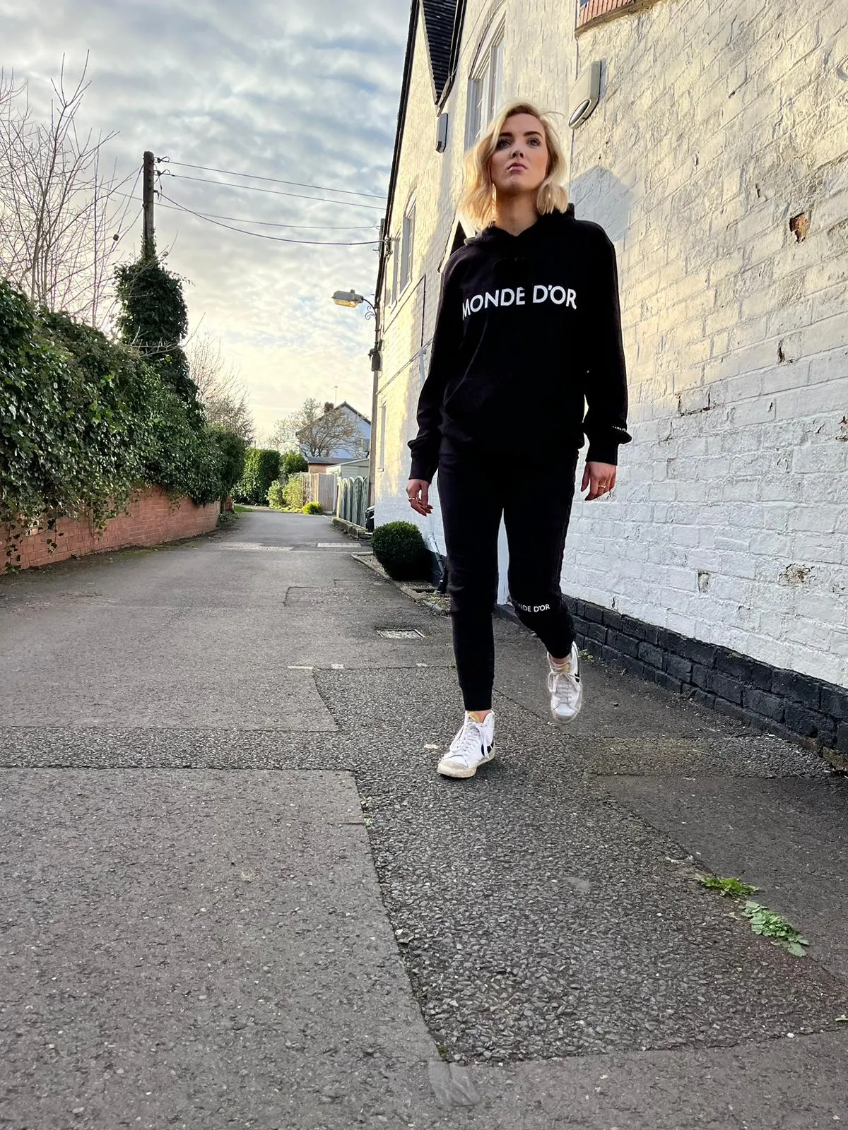 Monde D’or Women’s Black FOG Hoodie - Urban Chic and Cozy Comfort
