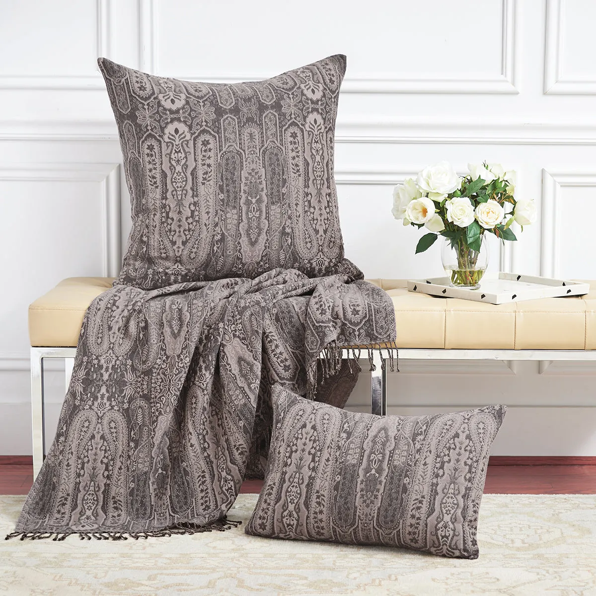 Nerina Pillow